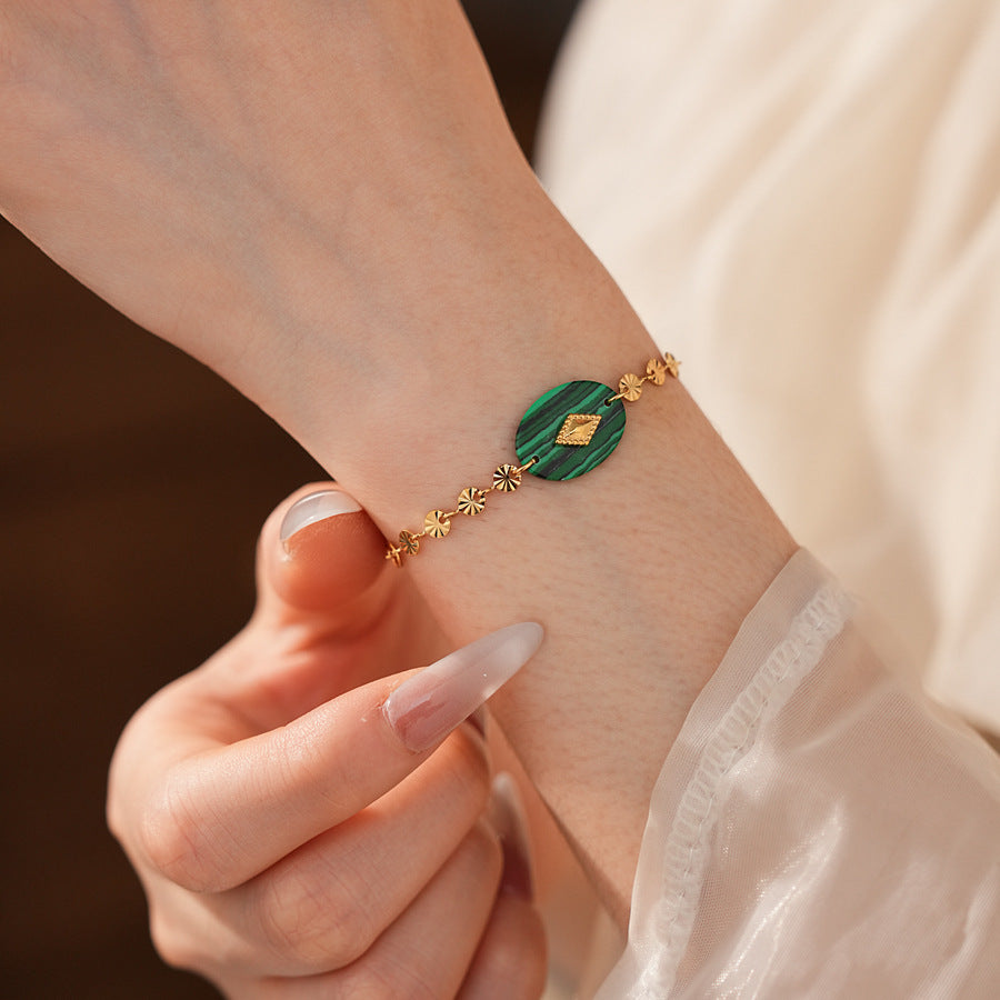 Luminique store | Minimalist Green Malachite Bracelet