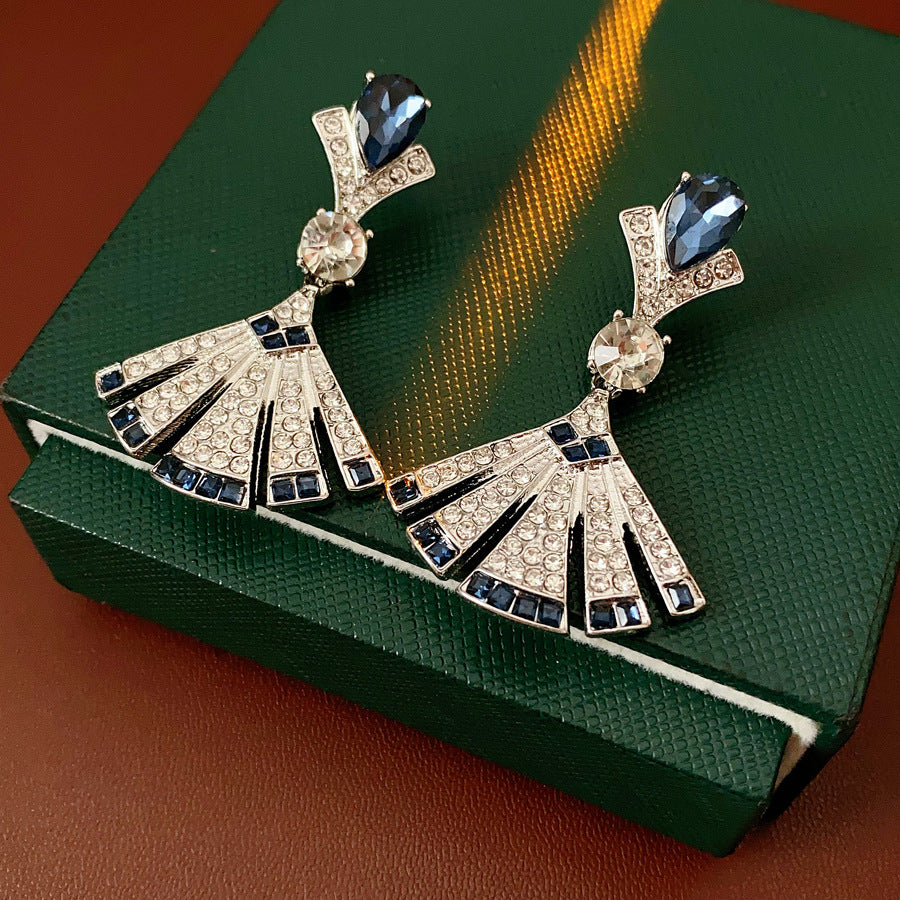 Luminique store | Fan-Shaped Diamond Earrings
