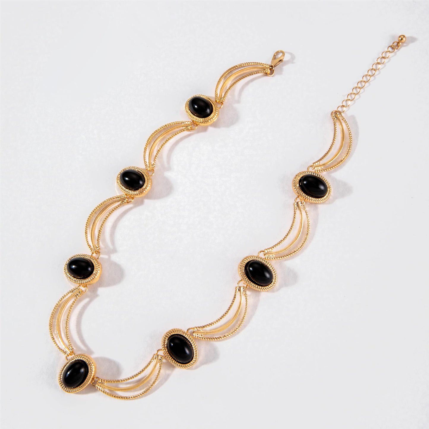 Luminique store | Medieval Court-Style Vintage Collar Necklace