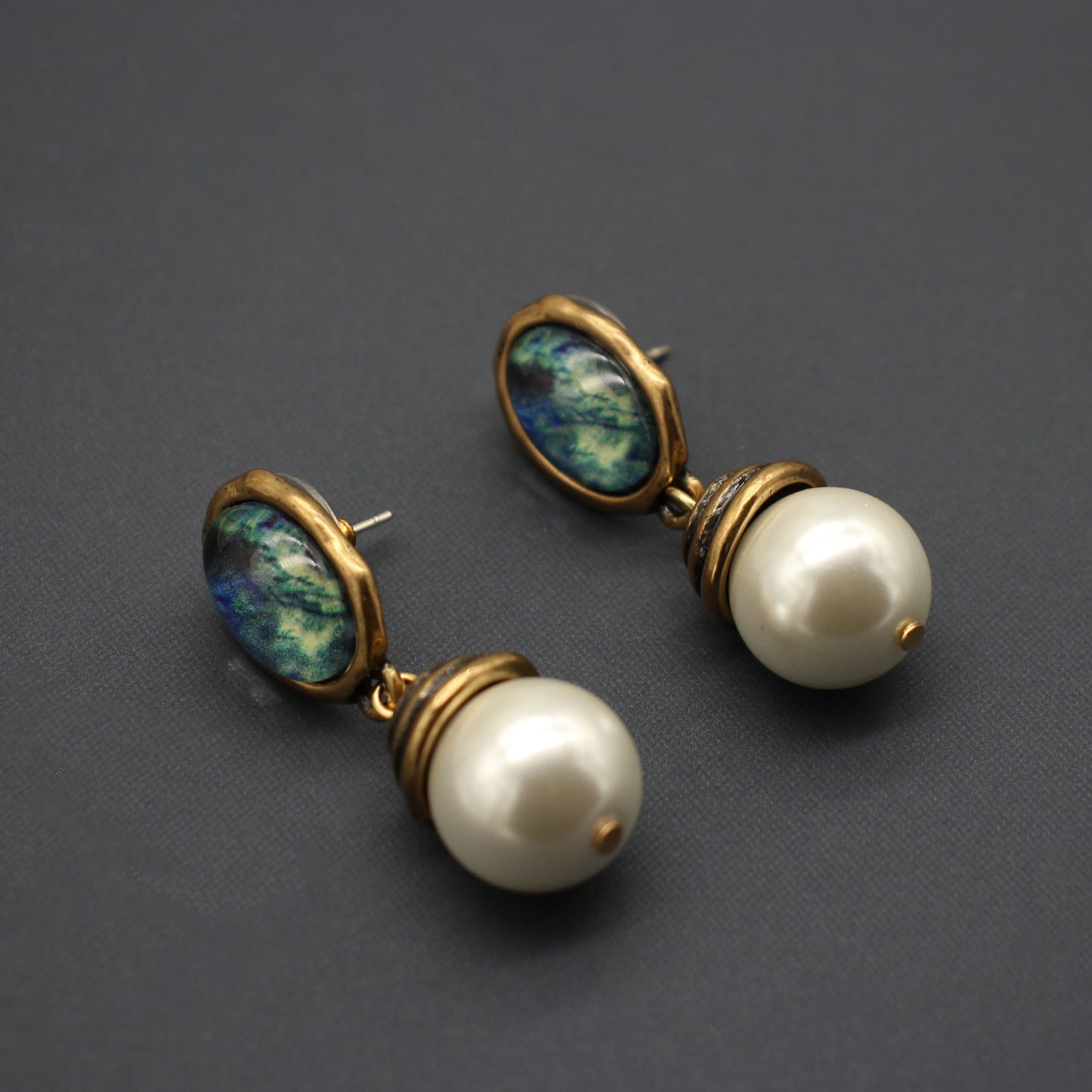 Luminique store | Lapis Lazuli Vintage Pearl Earrings