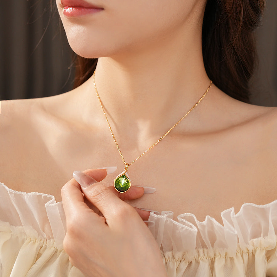 Luminique store | Green water droplet zircon pendant