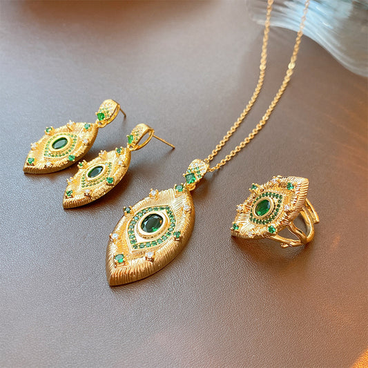 Luminique store | Elven Eye Teardrop Necklace
