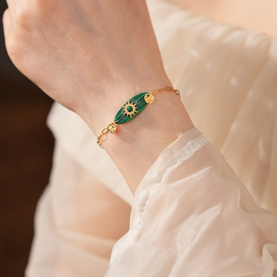 Luminique store | Minimalist Green Malachite Bracelet