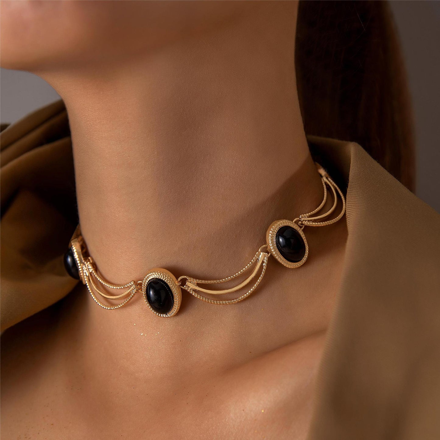 Luminique store | Medieval Court-Style Vintage Collar Necklace