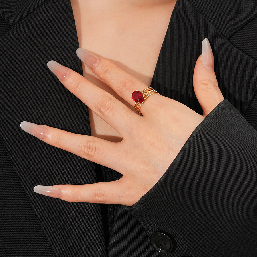 Luminique store | Antique Style Red Zircon Ring