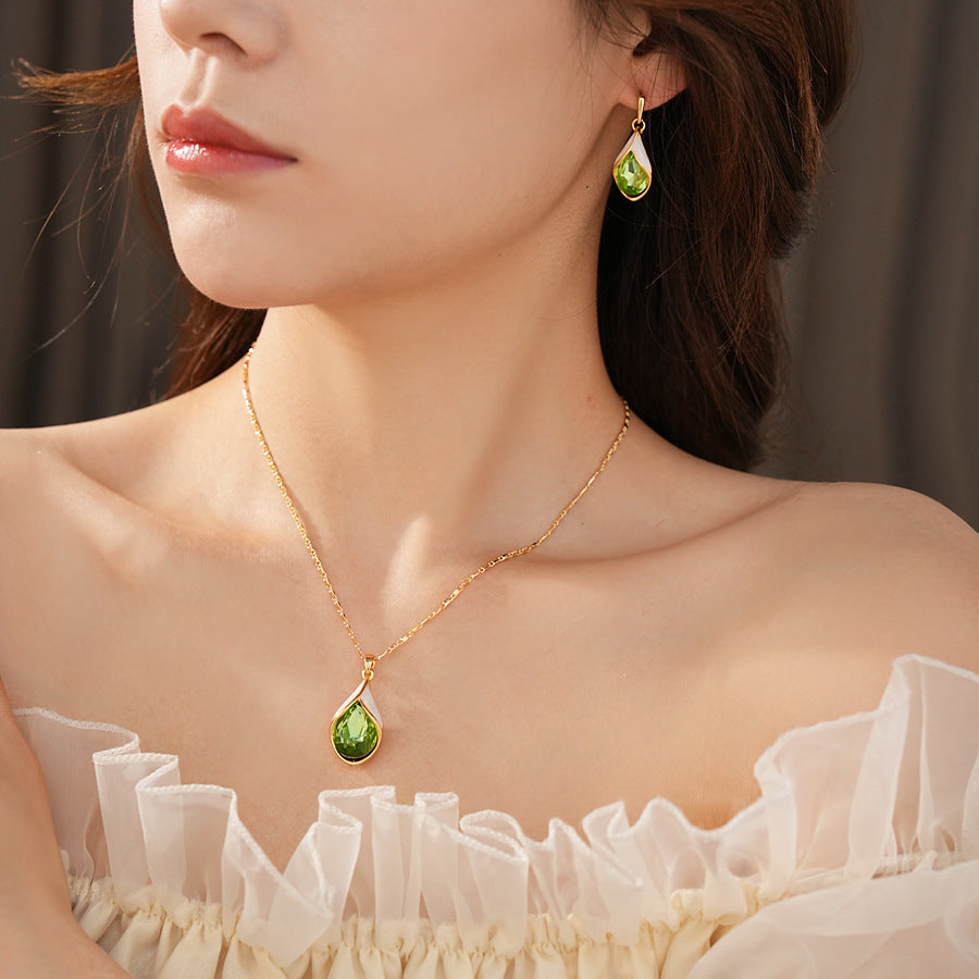 Luminique store | Green water droplet zircon pendant