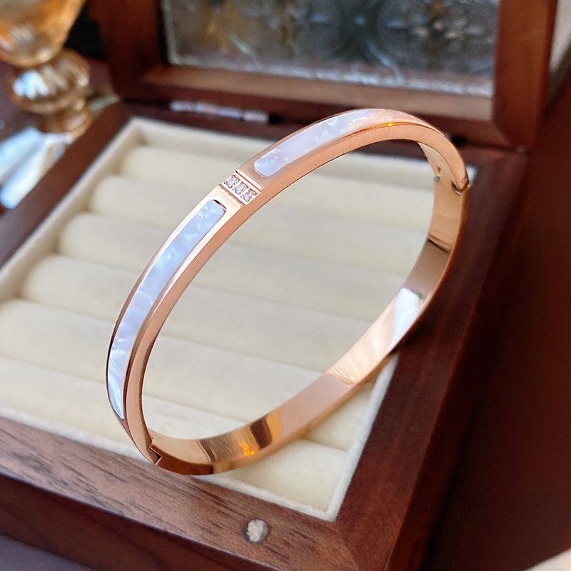 Luminique store | Luxe Minimal Bracelet