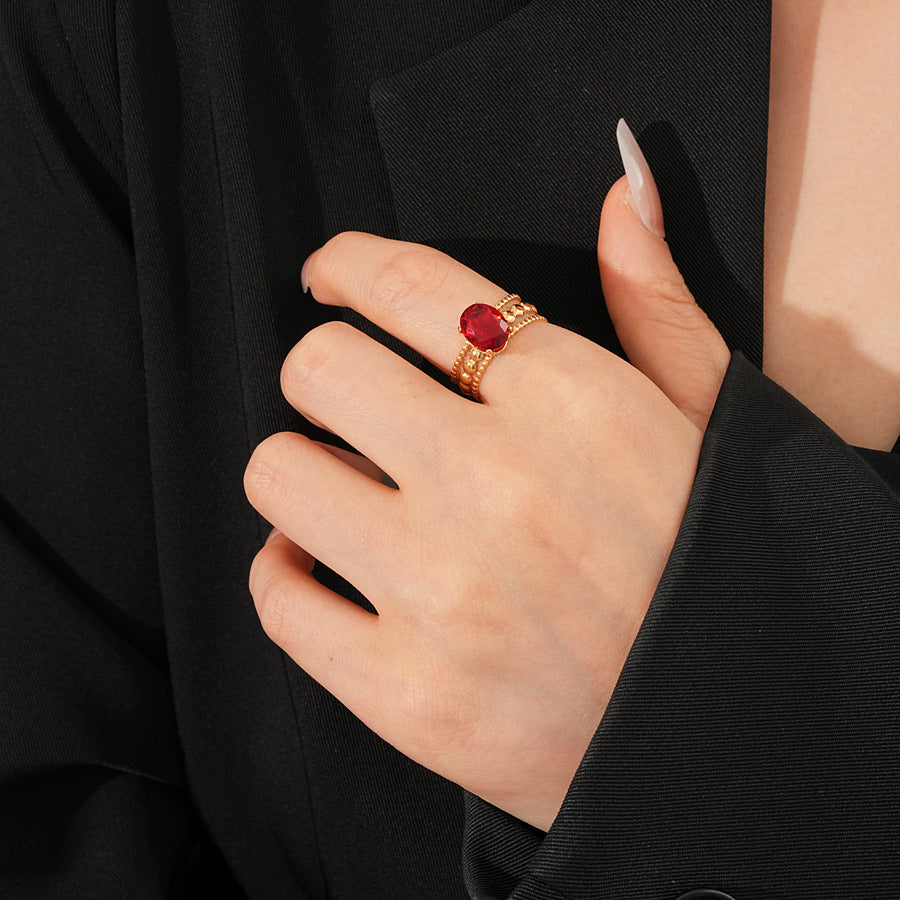 Luminique store | Antique Style Red Zircon Ring