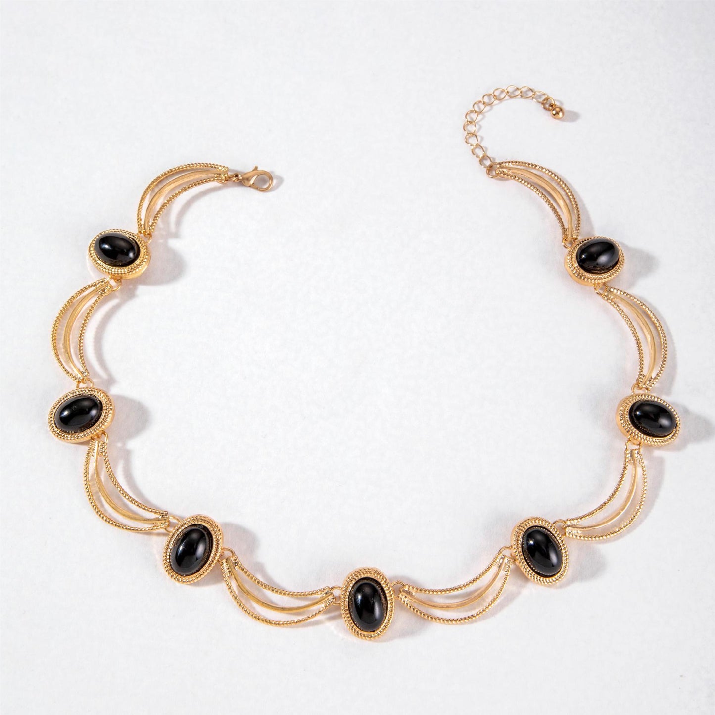 Luminique store | Medieval Court-Style Vintage Collar Necklace