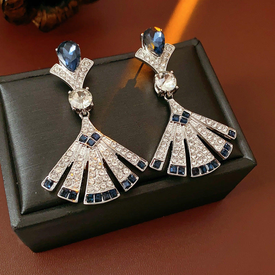 Luminique store | Fan-Shaped Diamond Earrings