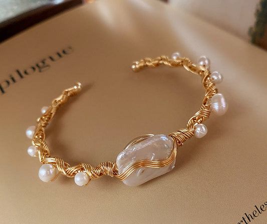 Luminique store | Baroque Irregular Pearl Open Bracelet