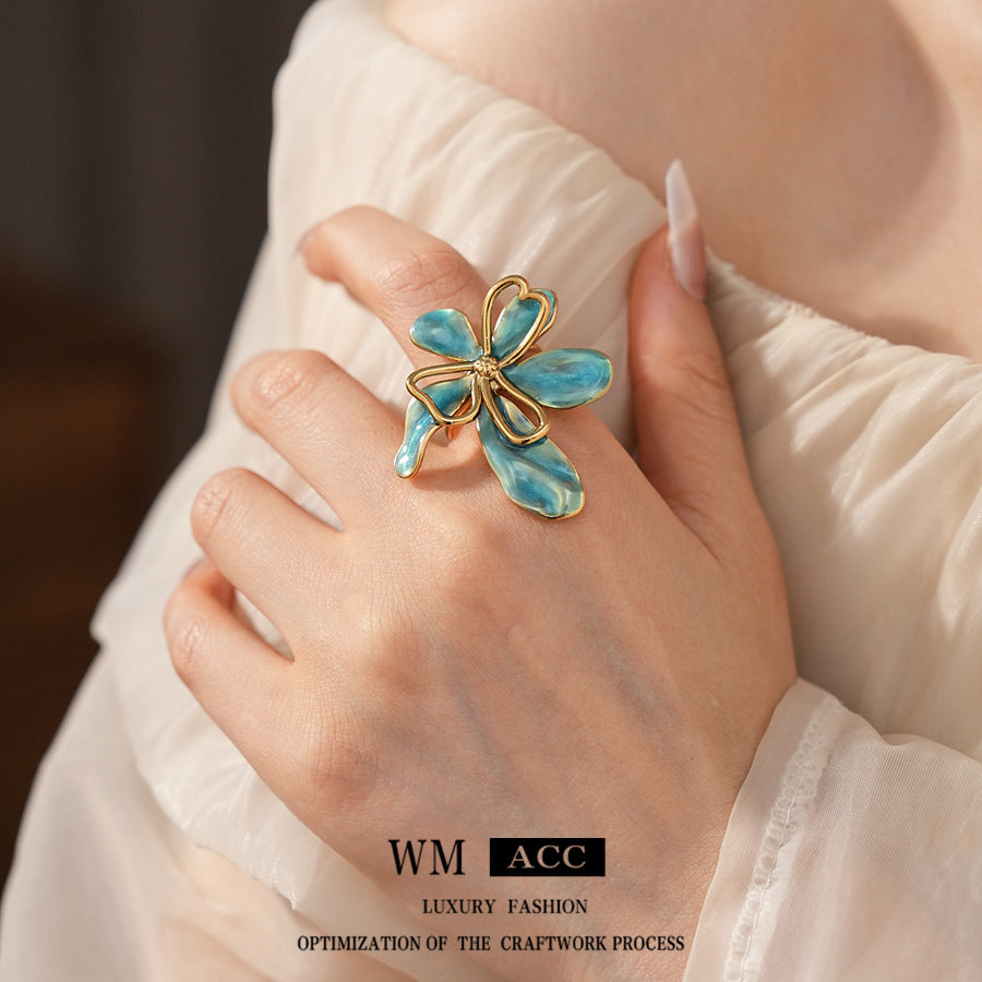 Luminique store | Blue Bloom Statement Ring