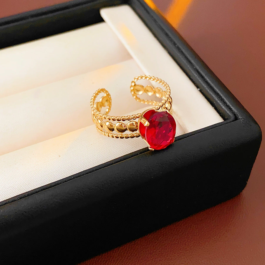 Luminique store | Antique Style Red Zircon Ring