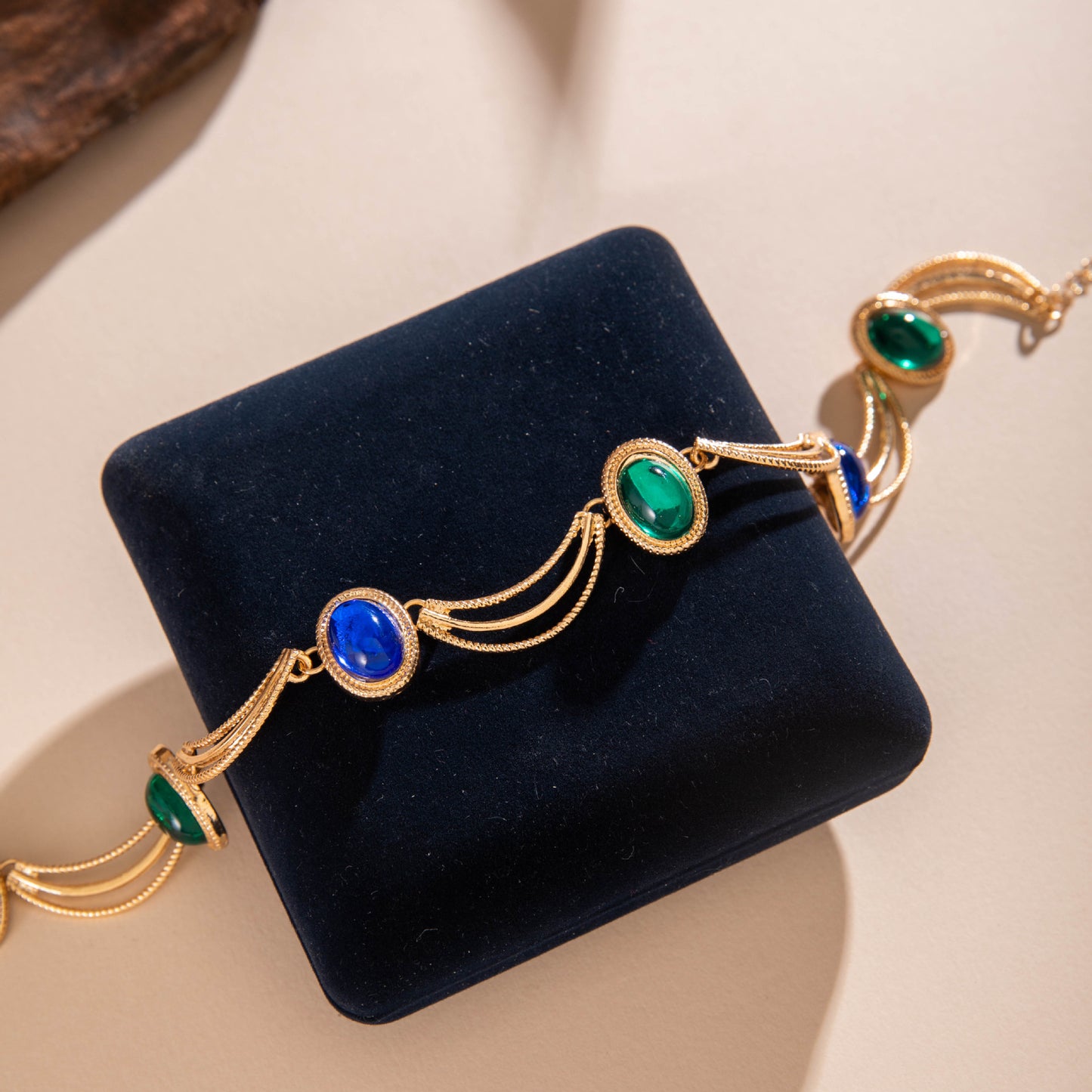 Luminique store | Medieval Court-Style Vintage Collar Necklace