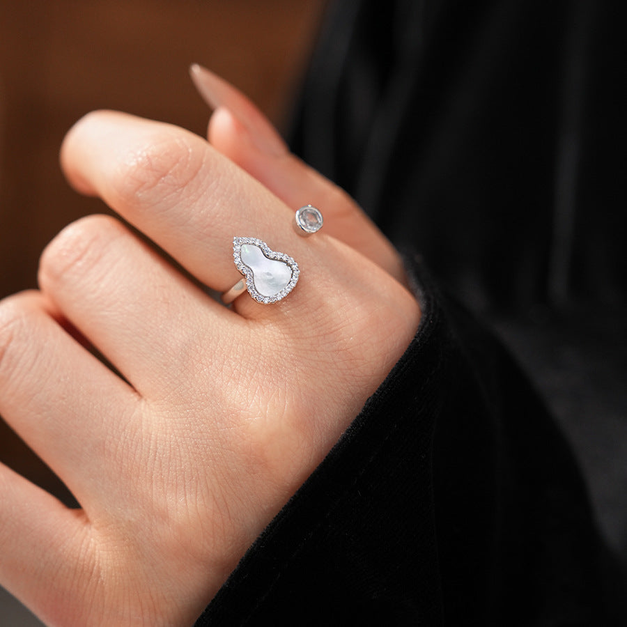 Luminique store | White Gold Gourd Open Ring