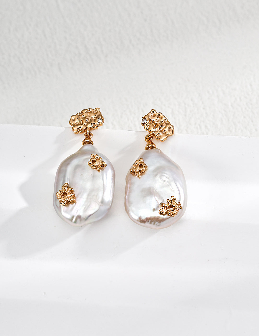 Luminique store | Vintage Silver Pearl Earrings